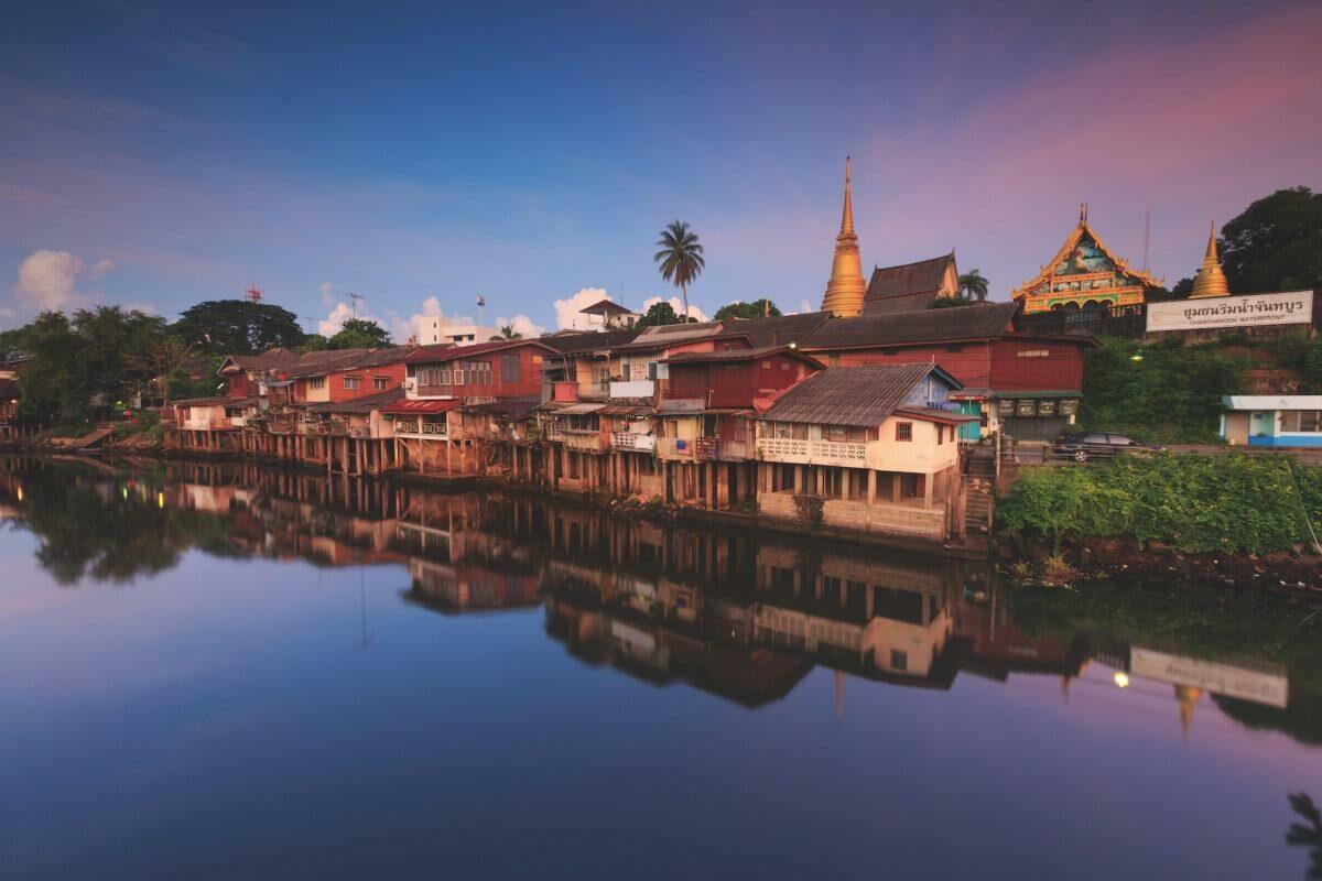Buntes Thailand: die Chanthaboon Riverside Community