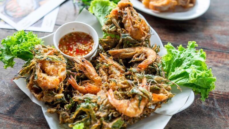 Home-made crab dish at Nakhon Si Thammarat © TakeMeTour