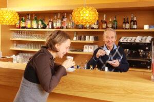 Tradition Sustainability: Owner Manuela and her father Bruno at the bar.