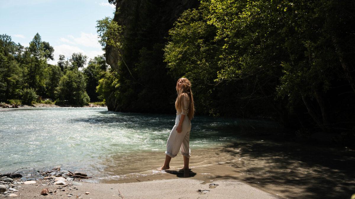Vacations by the Lake and River, or: Why Freshwater Is So Valuable to Us