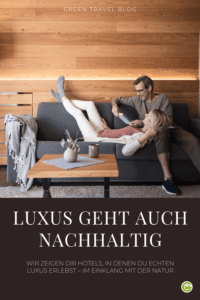 Ein Paar entspannt in einem luxuriösen Hotel in Österreich