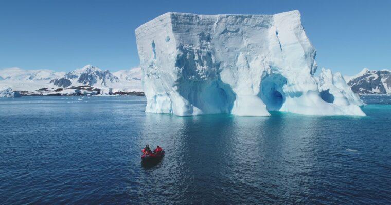Der weiße Kontinent im Wandel: Was Expeditionen in die Antarktis über den Klimawandel lehren